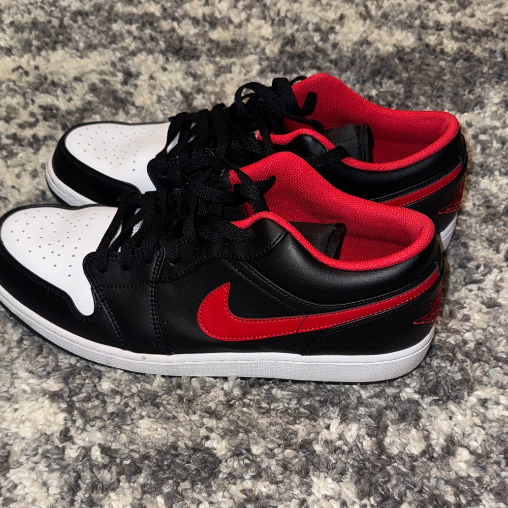 Nike Men's Black, Red, and White Air Jordan 1 Low Sneakers - Picture 2 of 7